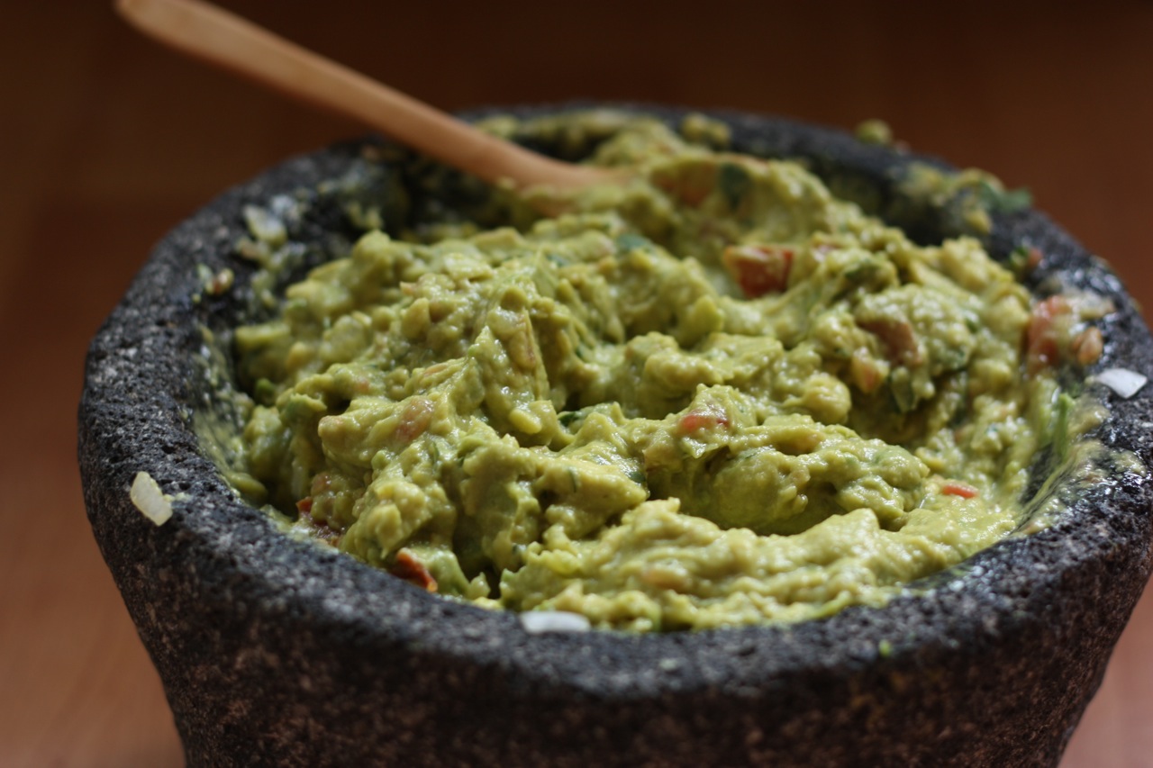 Guacamole En Molcajete