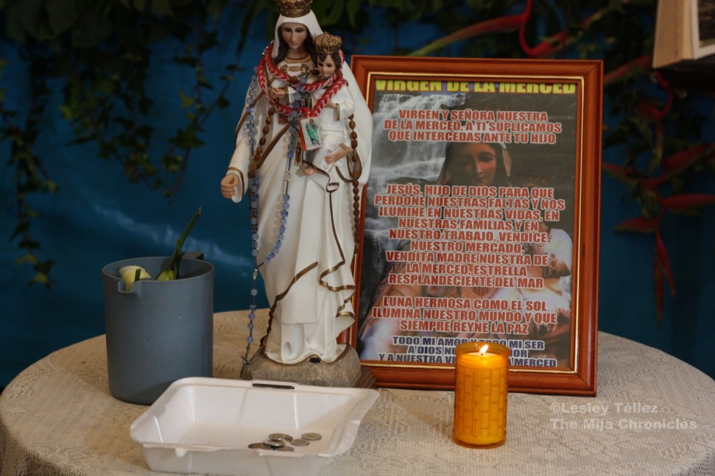 A prayer to the Virgen de la Merced, asking for her blessing